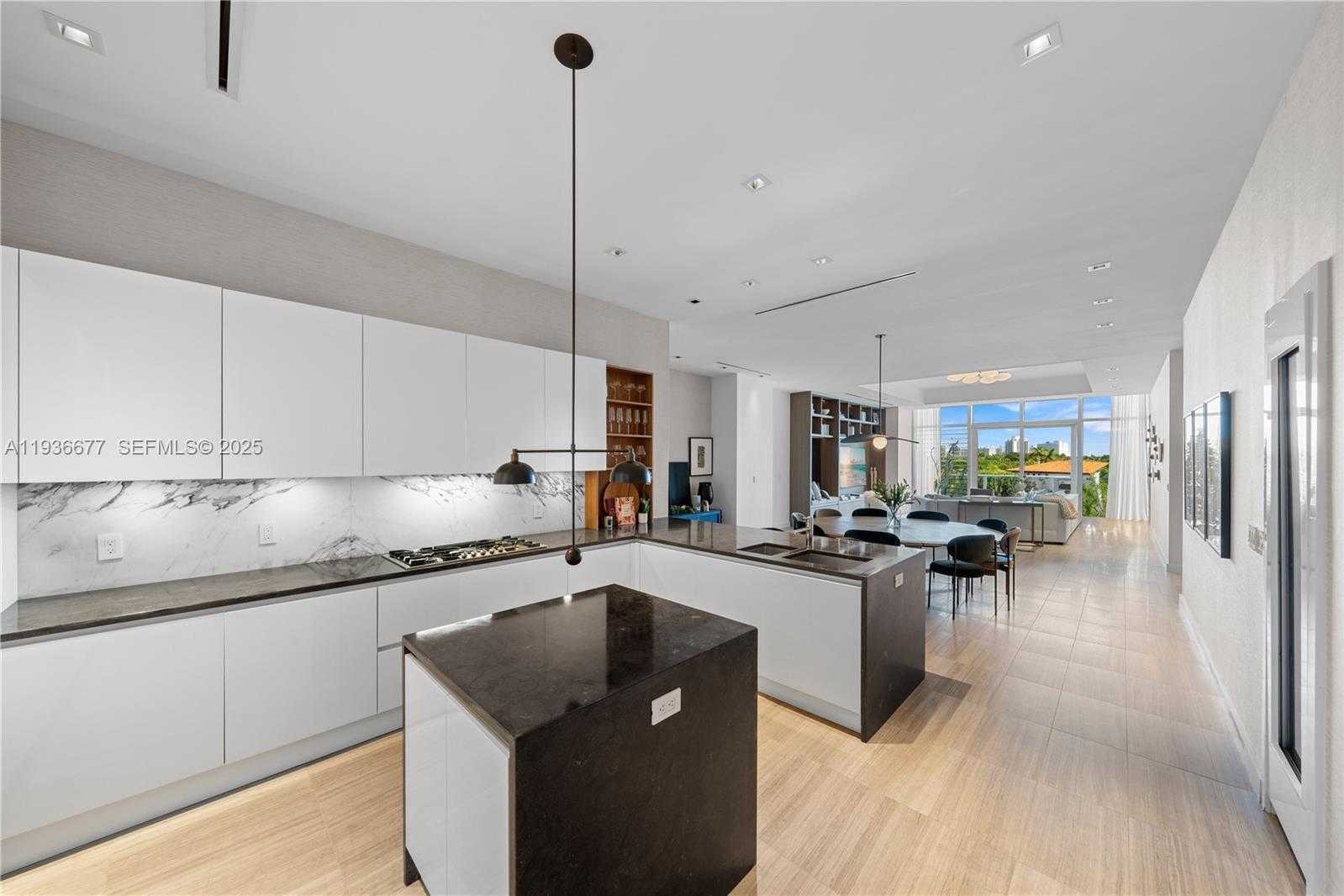 Small Image of 4701 NORTH MERIDIAN AVE #304, Miami Beach Number 5