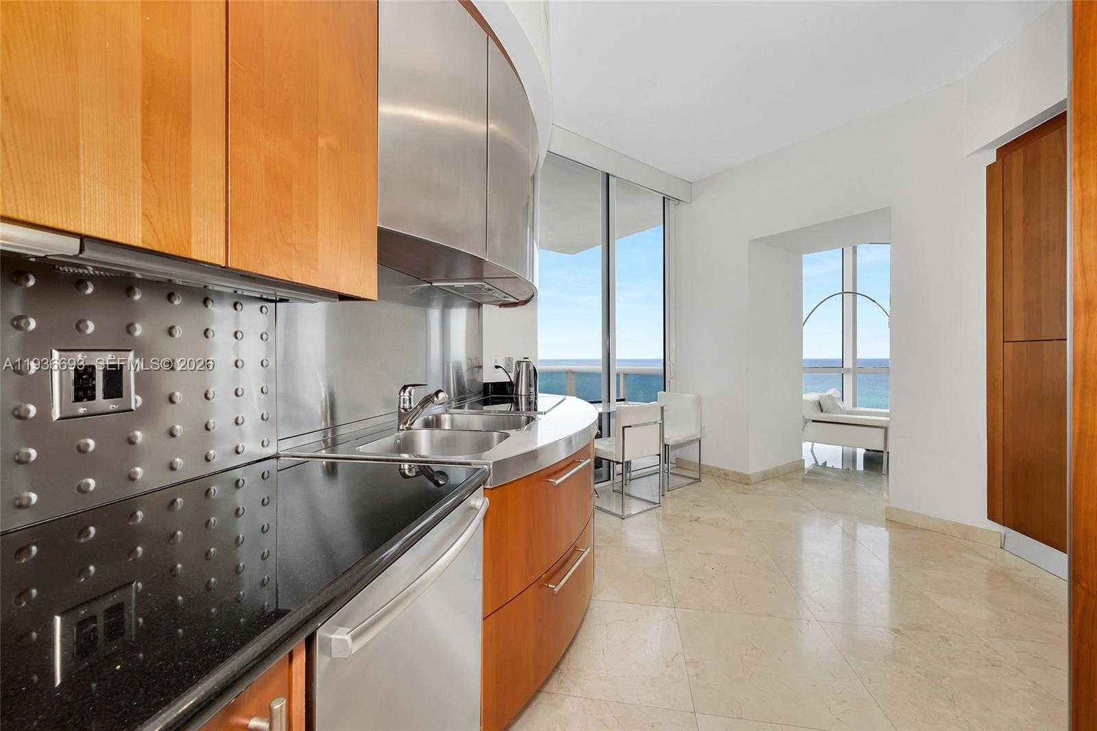 Small Image of 18101 COLLINS AVE #1609, Sunny Isles Beach Number 11