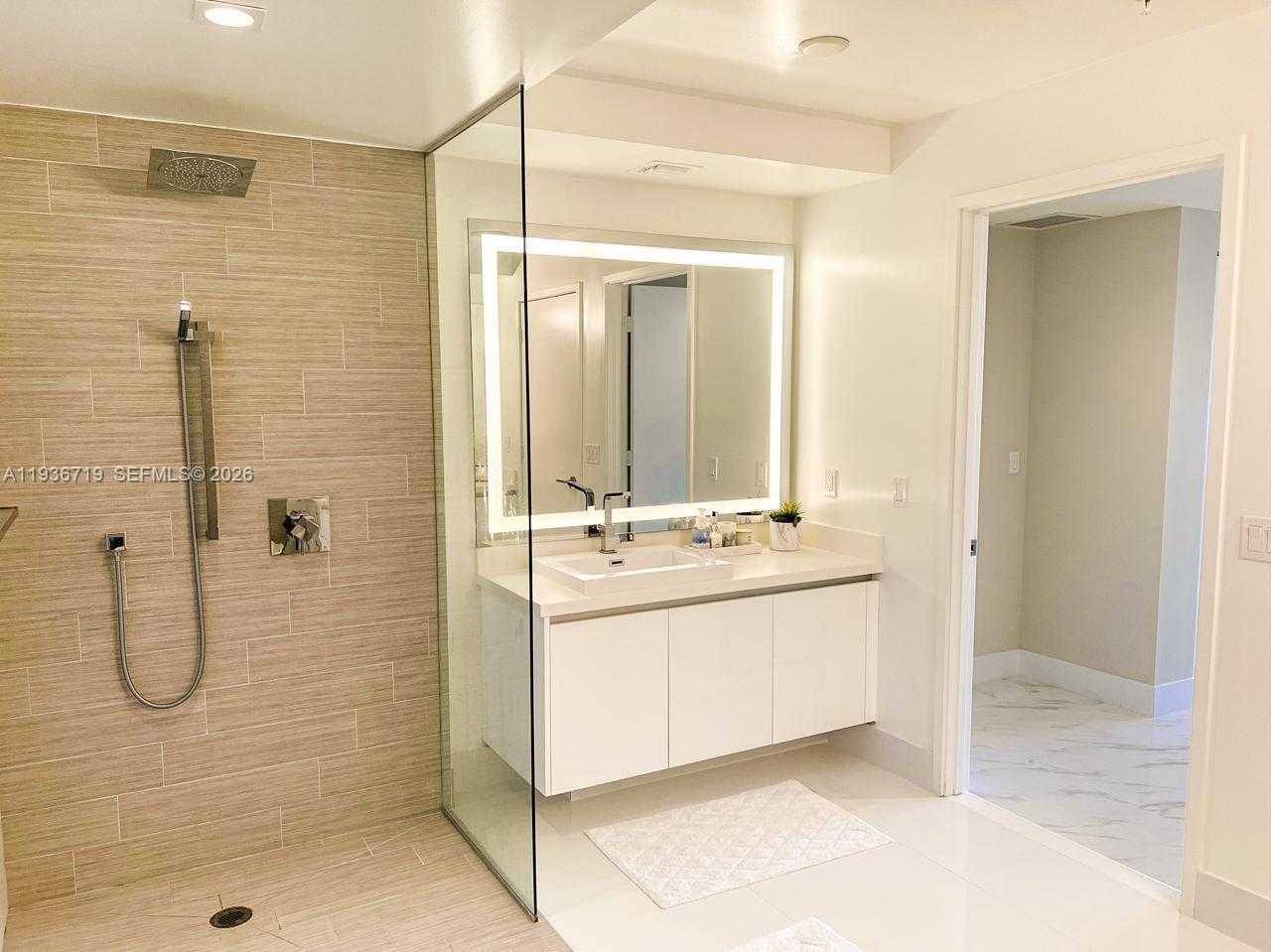 Imagen de Pequeño Objeto