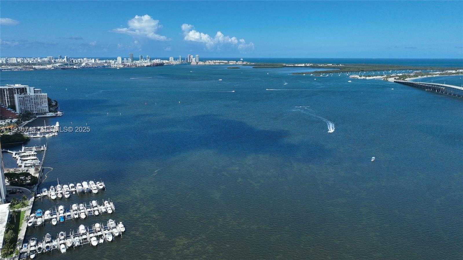 Small Image of 1901 BRICKELL AVE #B2209, Miami Number 6