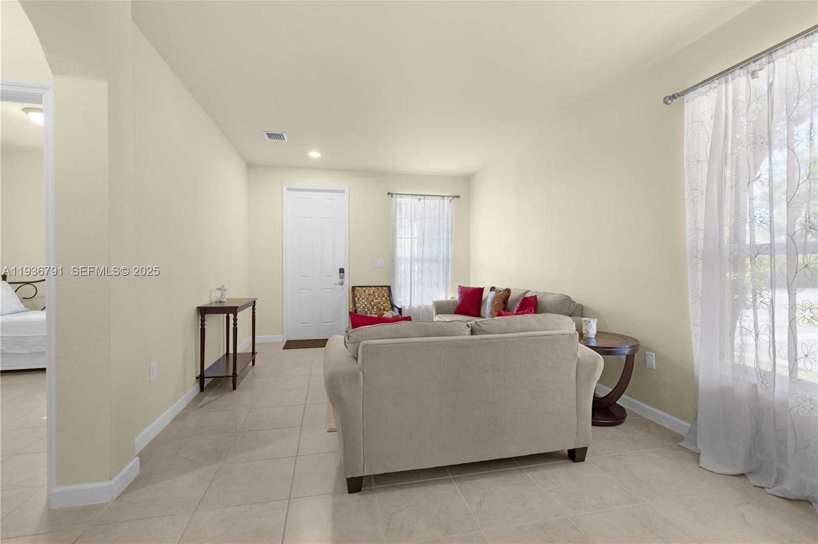 Small Image of 16789 SOUTH WEST 96TH ST, Miami Number 13