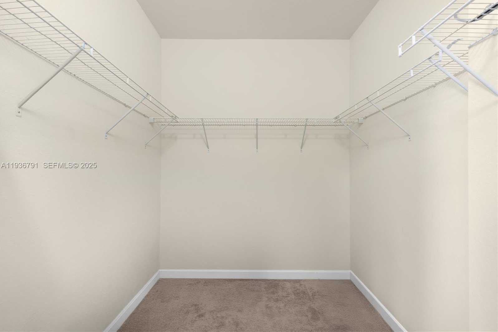 Small Image of 16789 SOUTH WEST 96TH ST, Miami Number 19