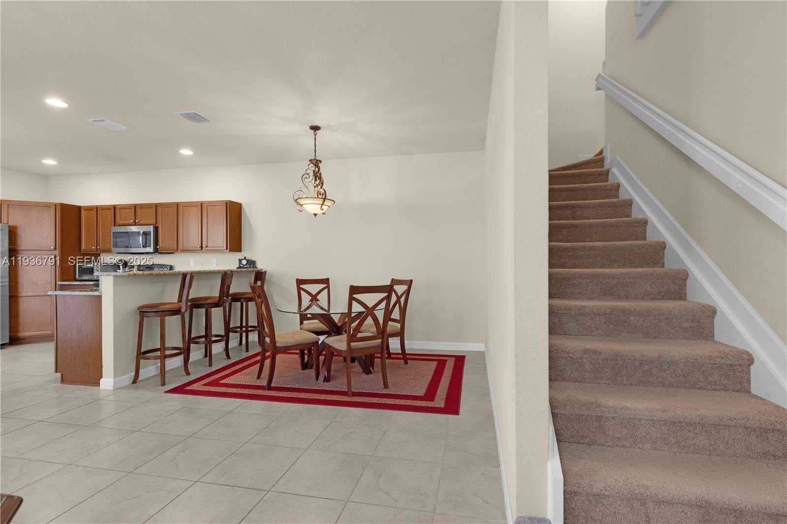 Small Image of 16789 SOUTH WEST 96TH ST, Miami Number 4