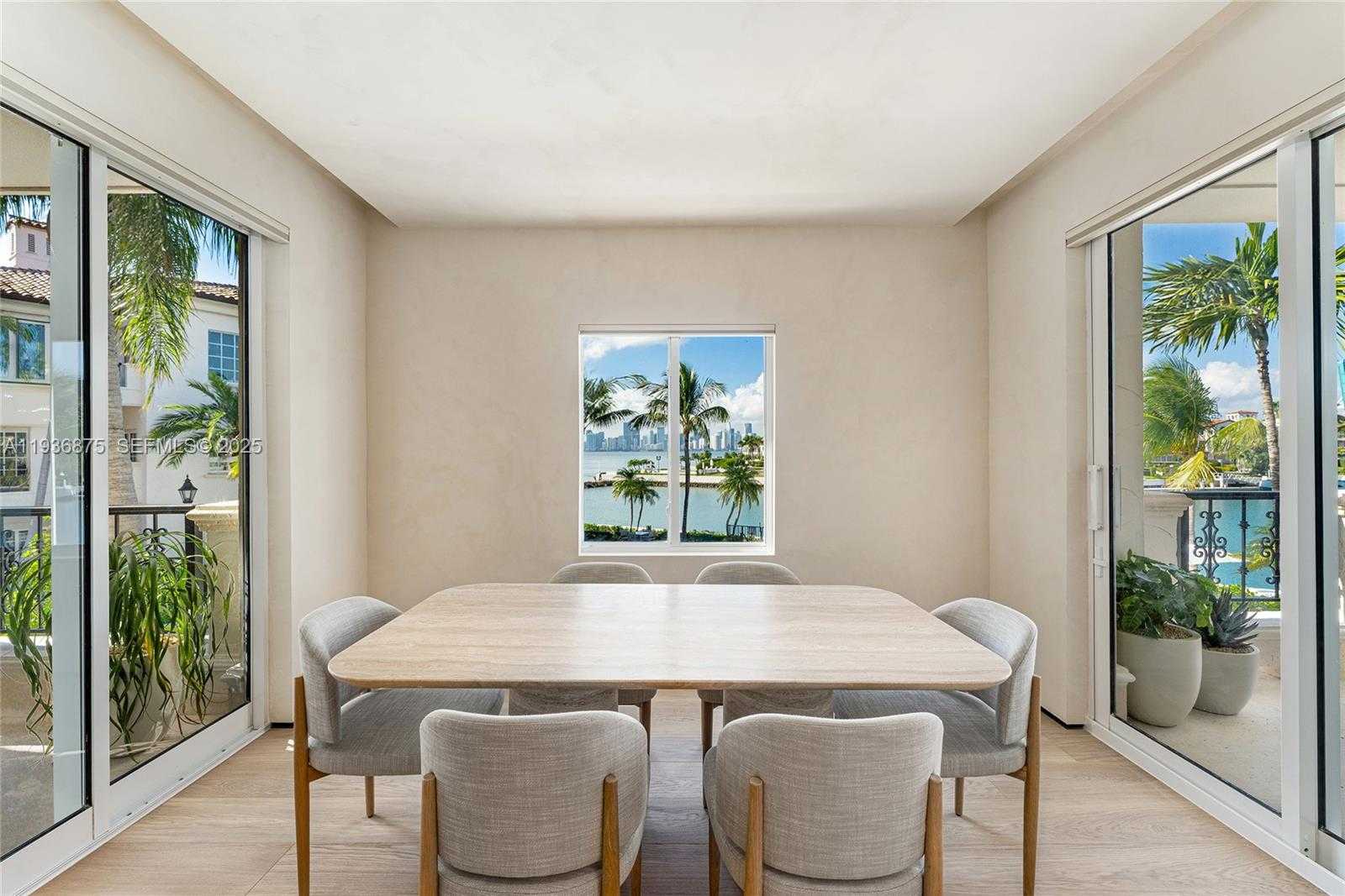 Small Image of 2521 FISHER ISLAND DR #6201, Miami Beach Number 16