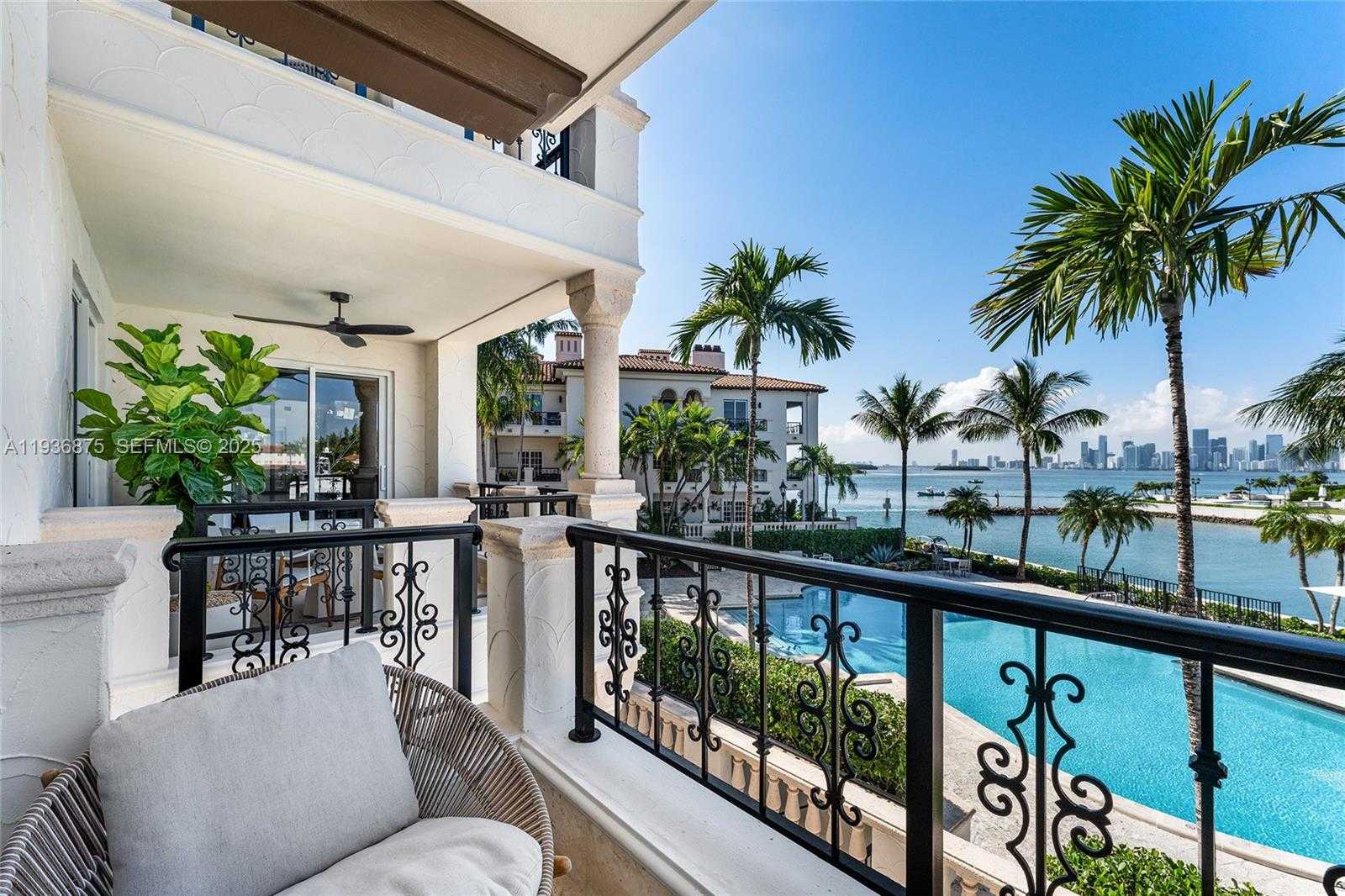 Small Image of 2521 FISHER ISLAND DR #6201, Miami Beach Number 18