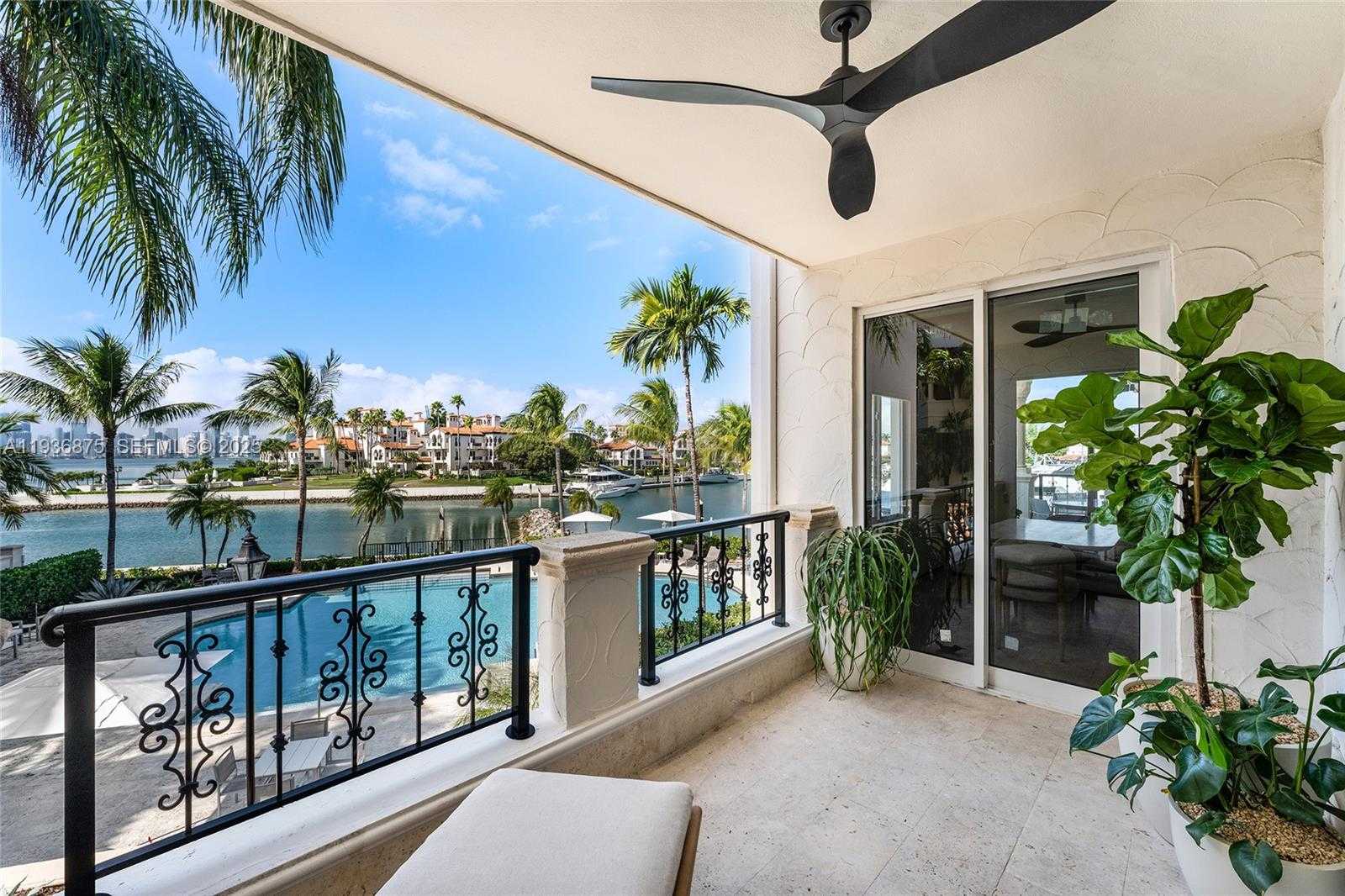 Small Image of 2521 FISHER ISLAND DR #6201, Miami Beach Number 20