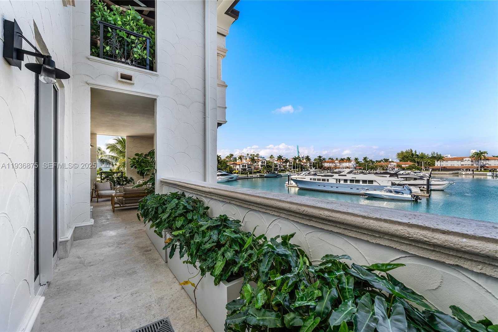 Small Image of 2521 FISHER ISLAND DR #6201, Miami Beach Number 27