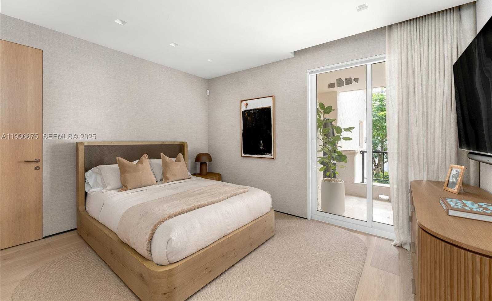 Small Image of 2521 FISHER ISLAND DR #6201, Miami Beach Number 35