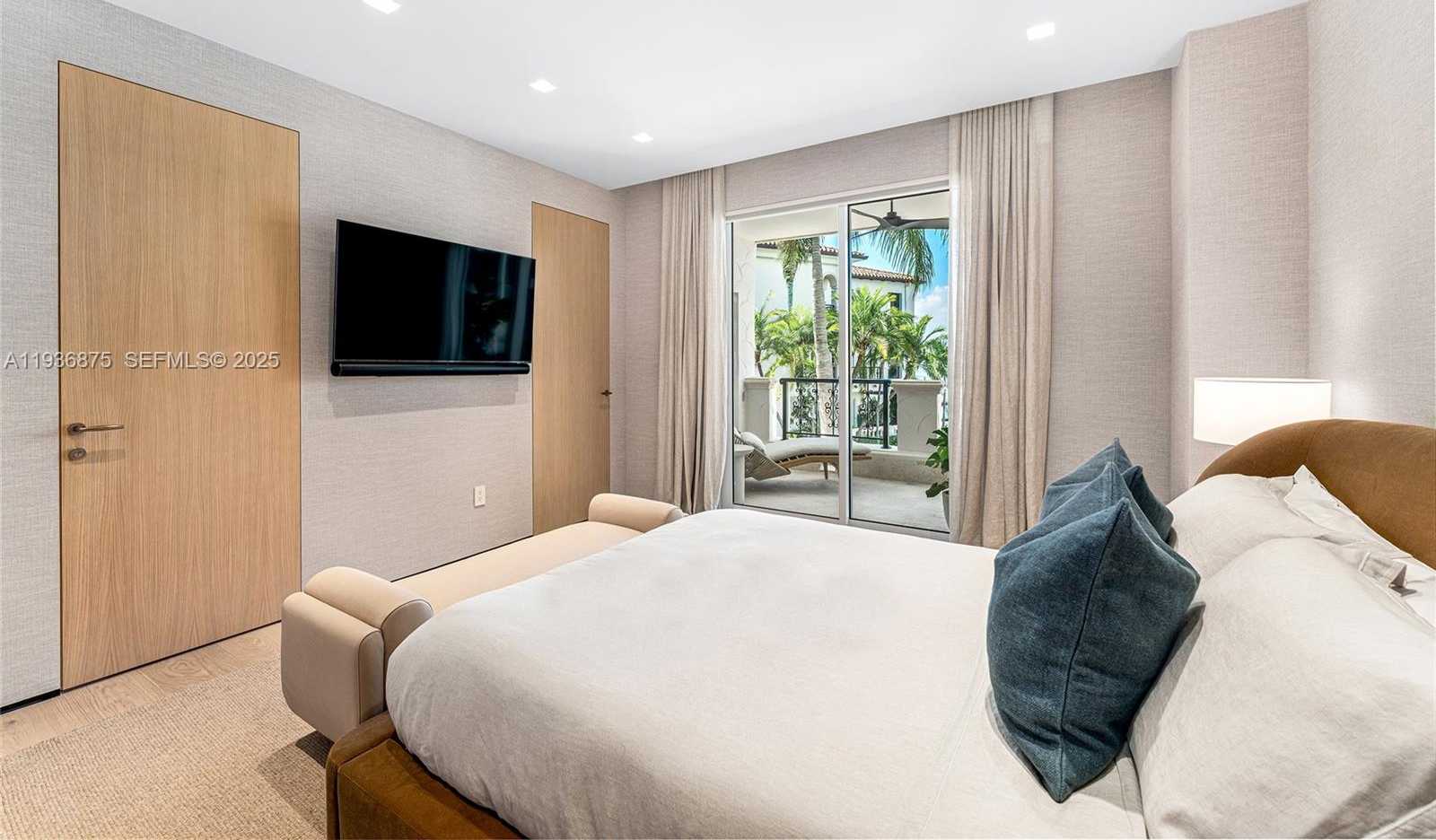 Small Image of 2521 FISHER ISLAND DR #6201, Miami Beach Number 39