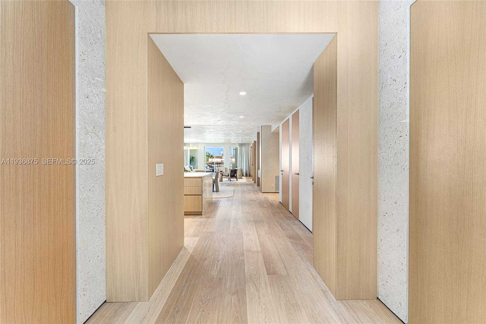 Small Image of 2521 FISHER ISLAND DR #6201, Miami Beach Number 44