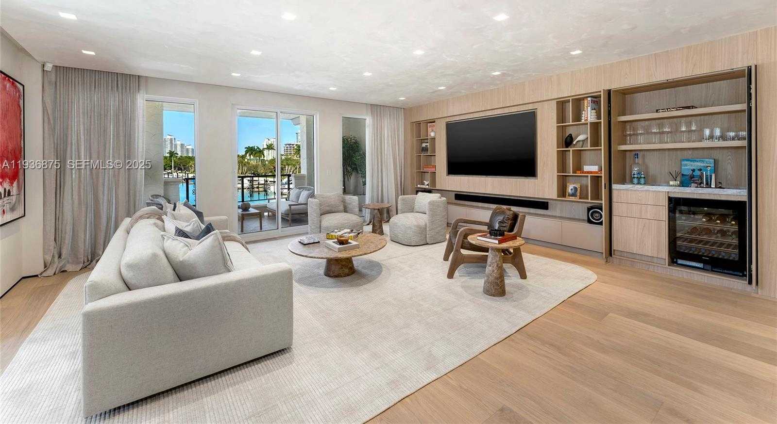 Small Image of 2521 FISHER ISLAND DR #6201, Miami Beach Number 5