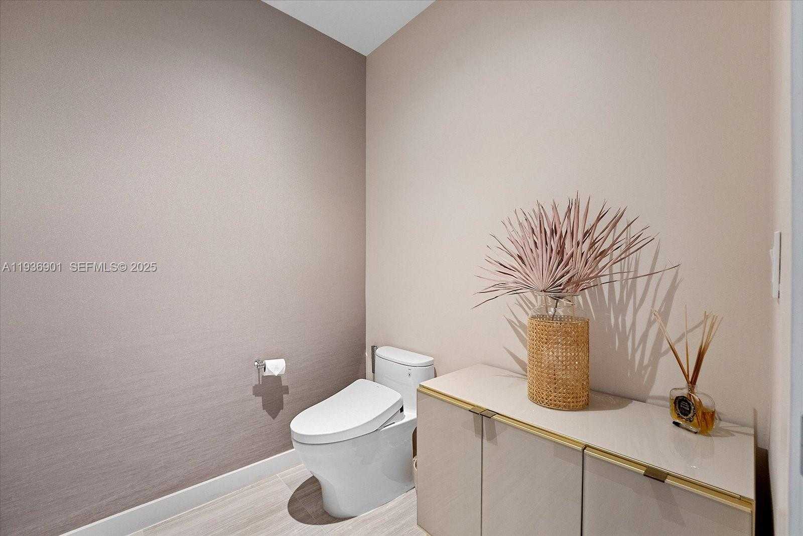 Small Image of 4701 NORTH MERIDIAN AVE #316, Miami Beach Number 29