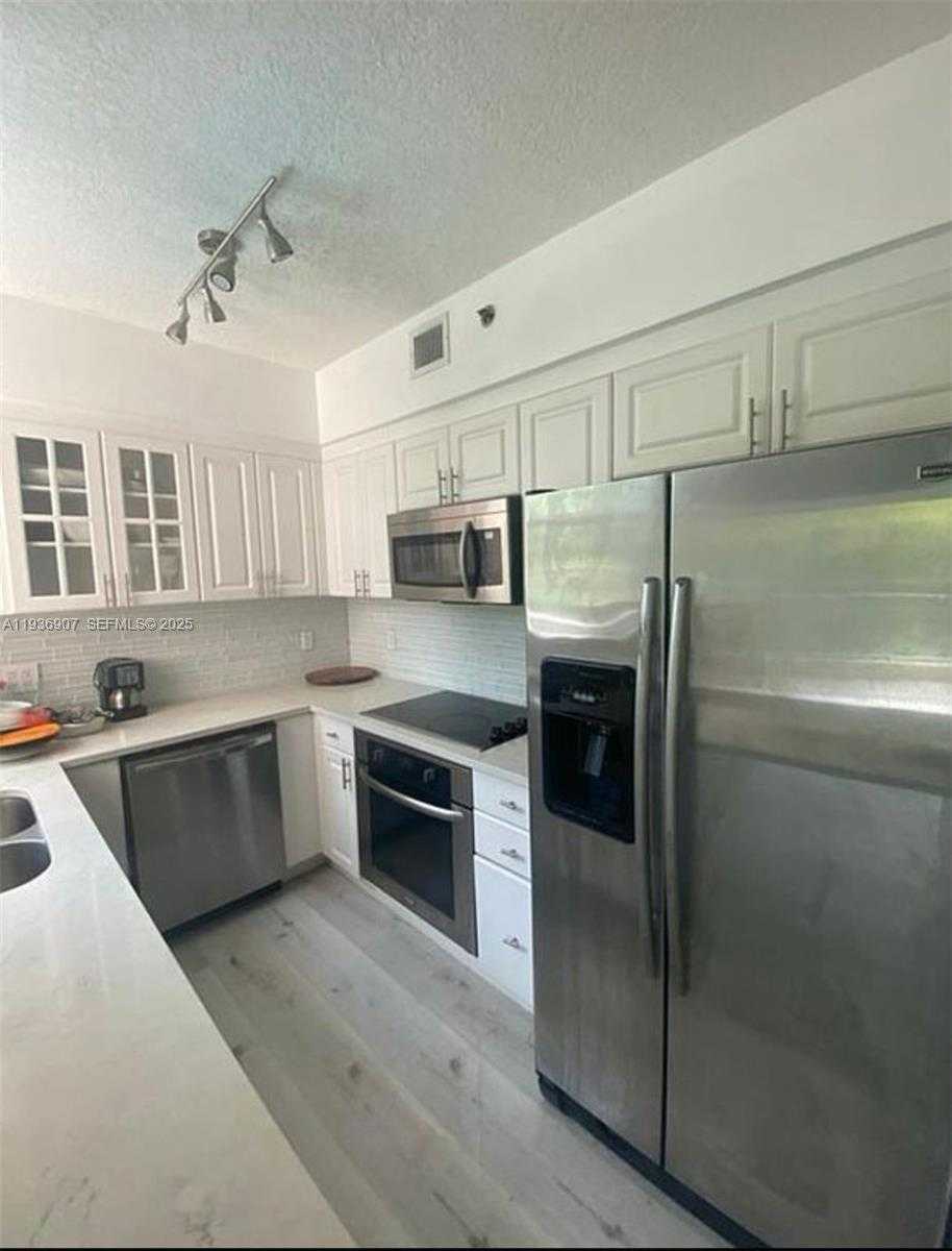 Small Image of 1824 BRICKELL AVE #2B, Miami Number 11