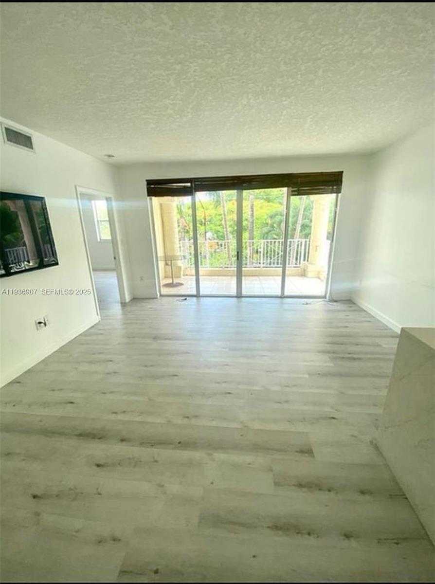 Small Image of 1824 BRICKELL AVE #2B, Miami Number 13