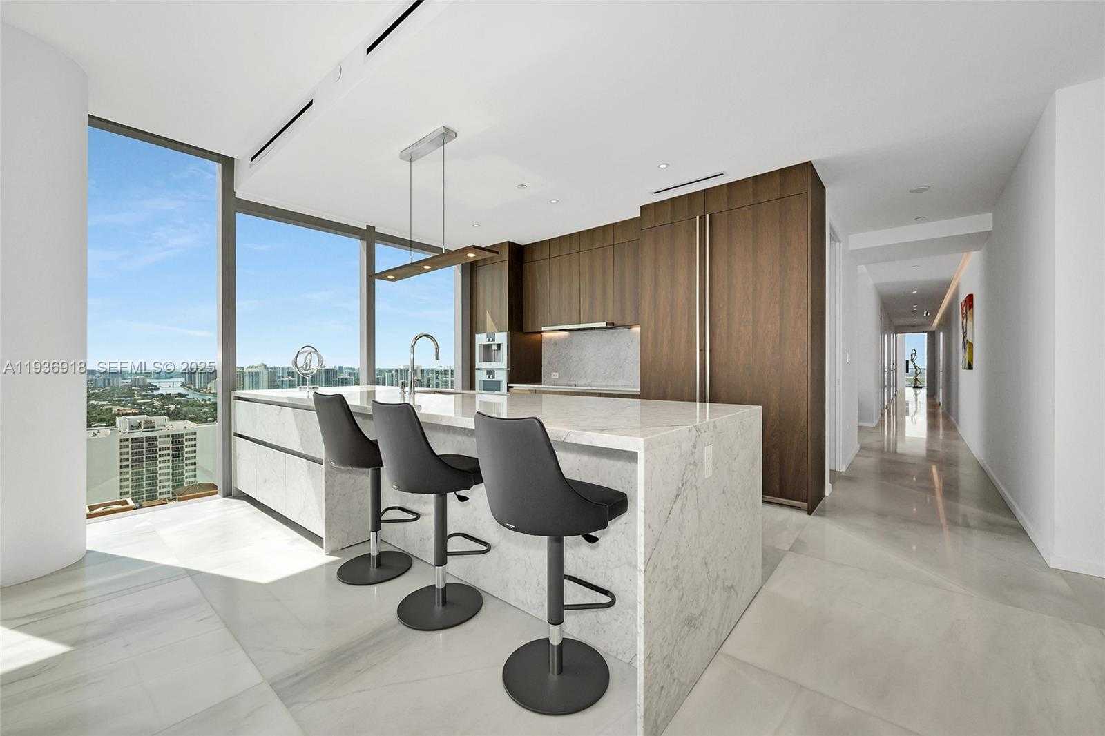 Small Image of 2000 SOUTH OCEAN DR #30B, Hallandale Beach Number 13