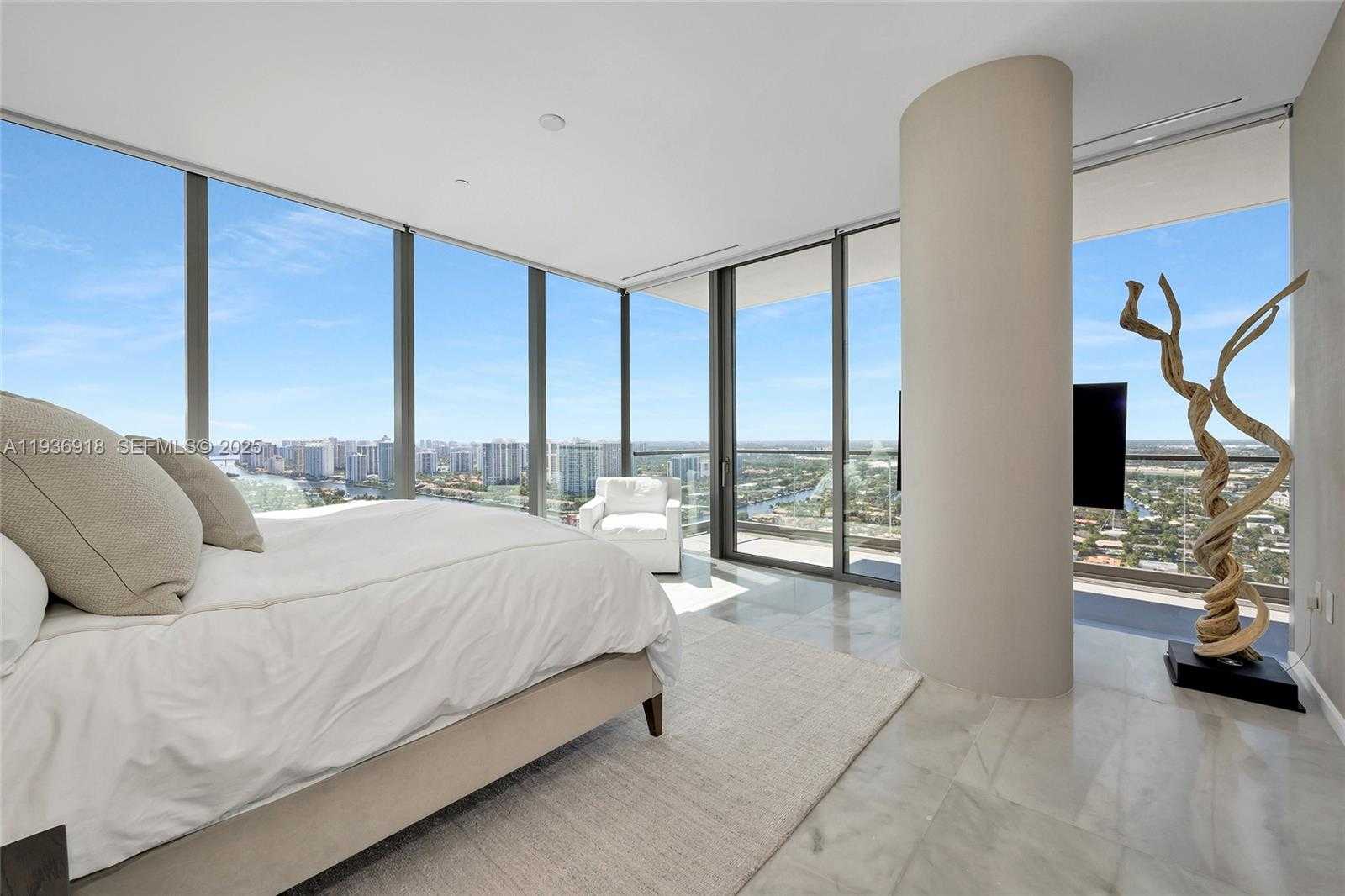 Small Image of 2000 SOUTH OCEAN DR #30B, Hallandale Beach Number 32