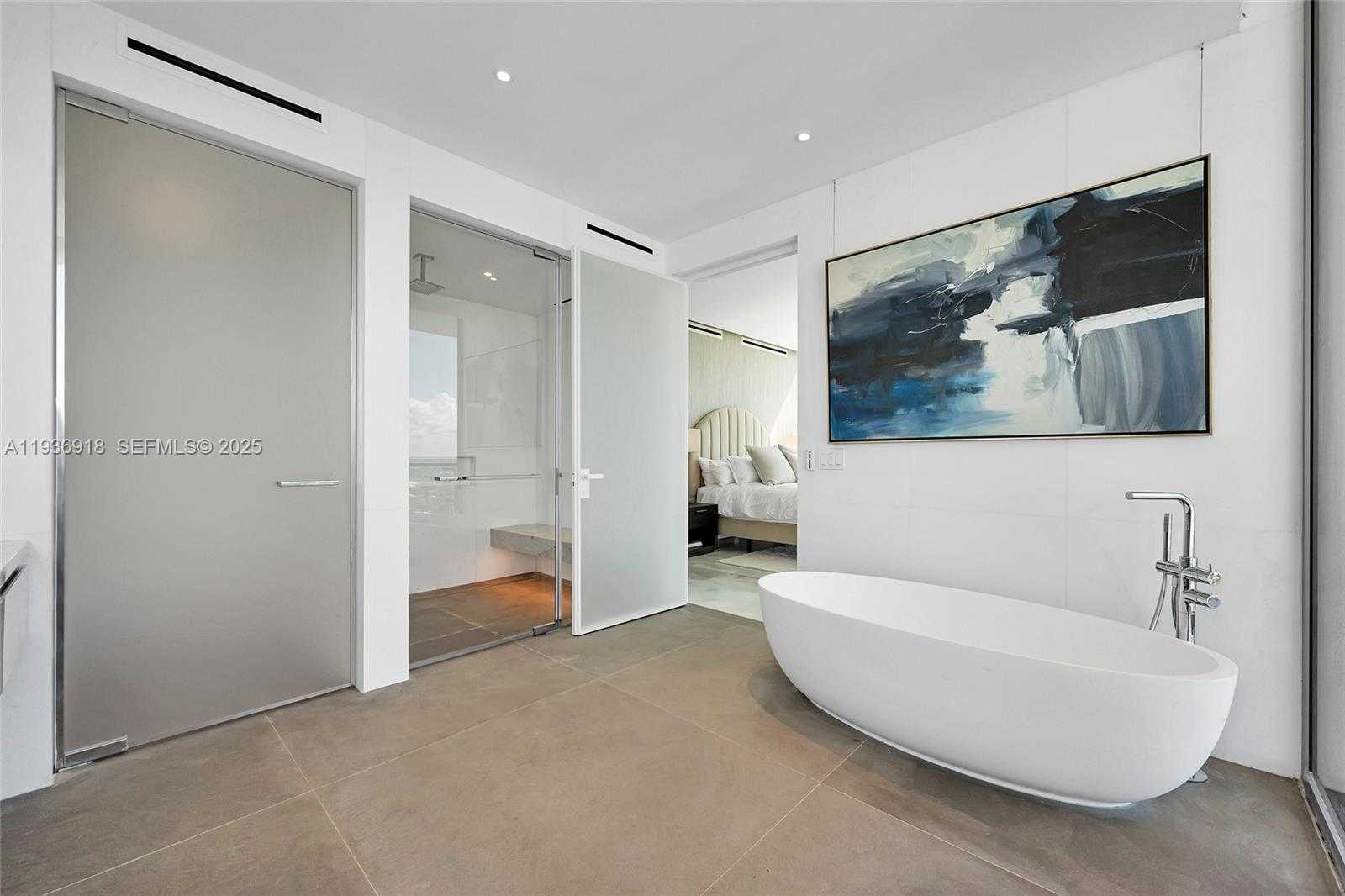 Small Image of 2000 SOUTH OCEAN DR #30B, Hallandale Beach Number 36