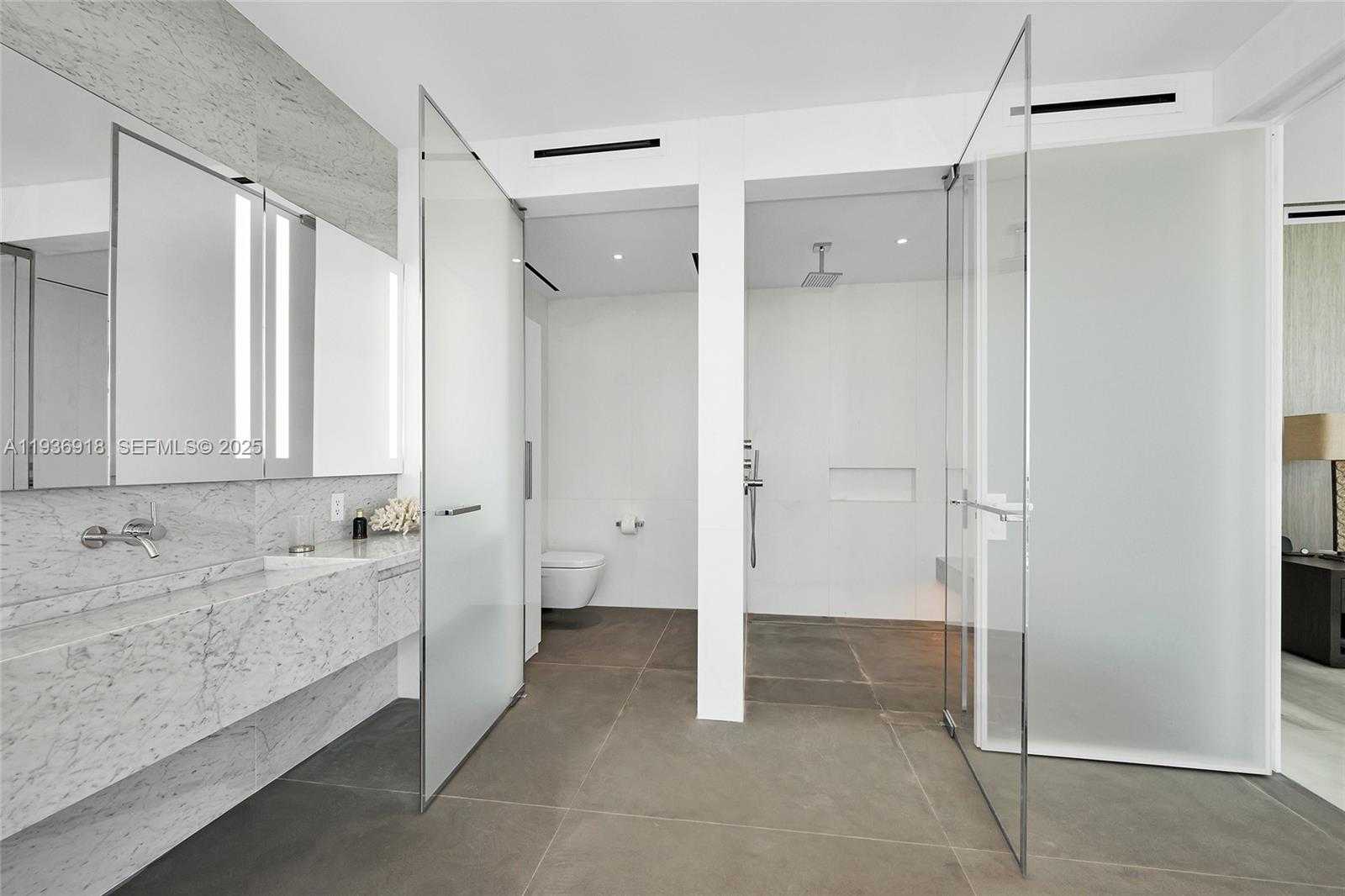 Small Image of 2000 SOUTH OCEAN DR #30B, Hallandale Beach Number 37