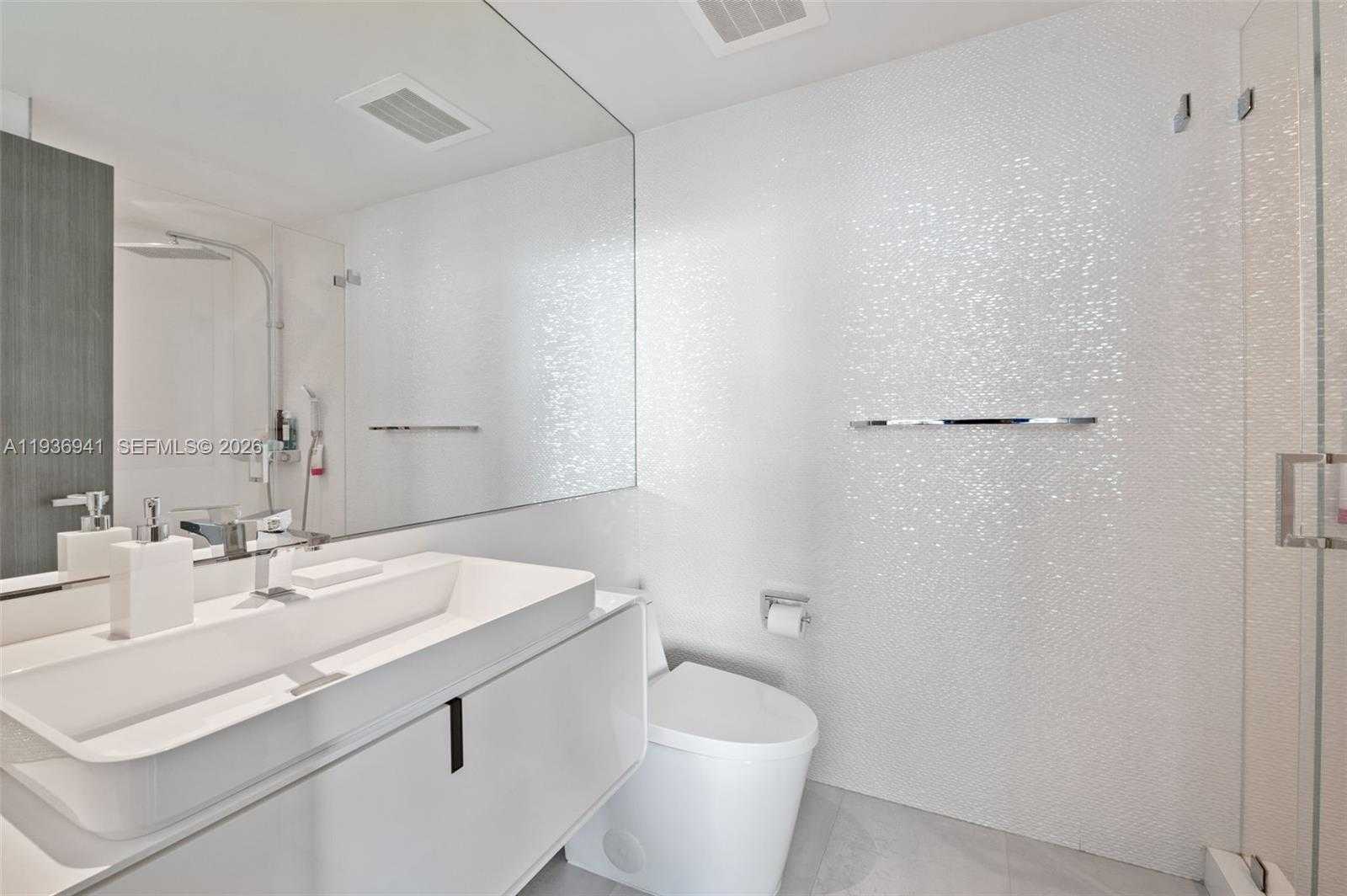 Small Image of 1331 BRICKELL BAY DR #2907, Miami Number 15