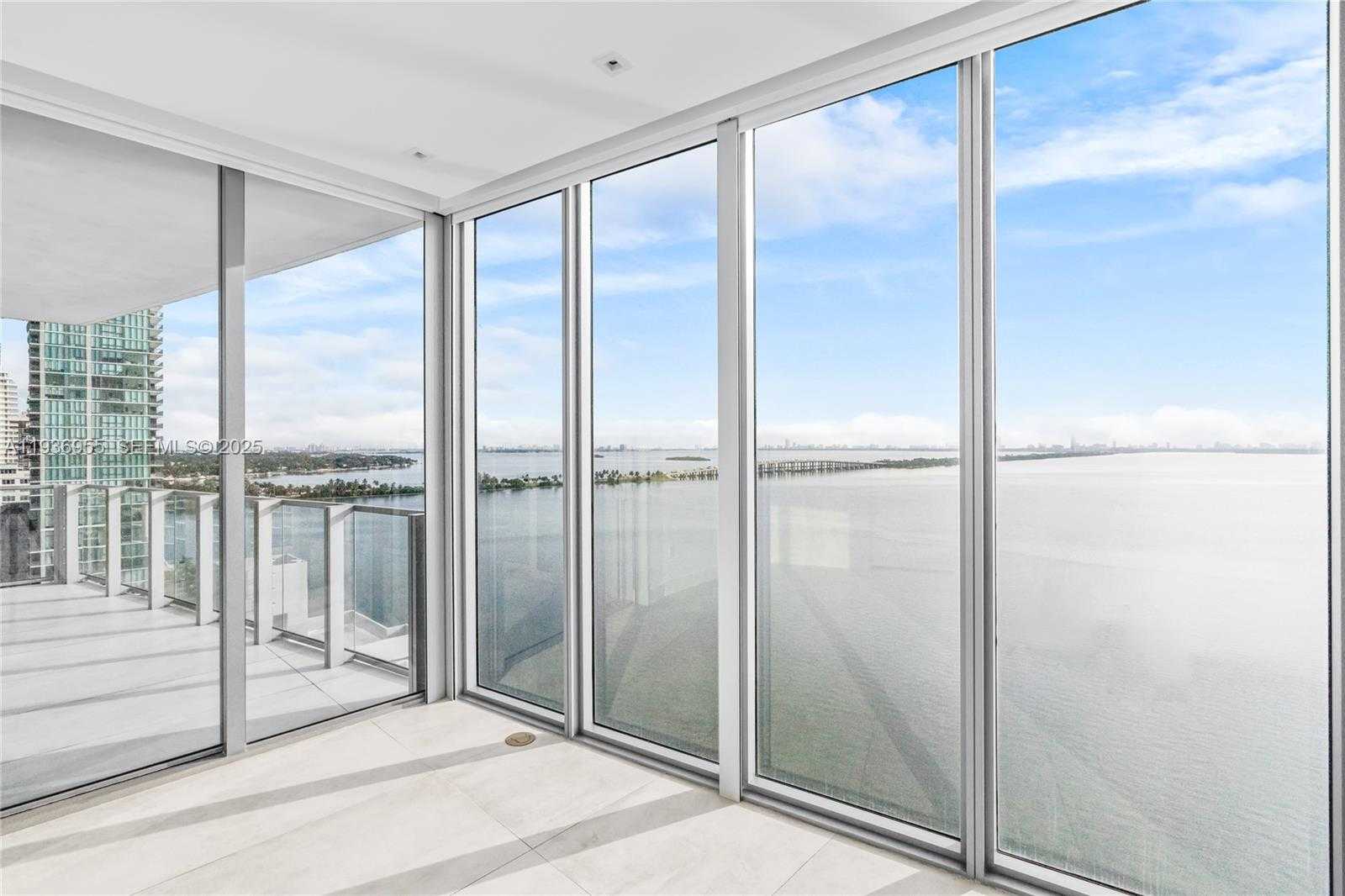 Small Image of 2900 NORTH EAST 7TH AVE #1402, Miami Number 17