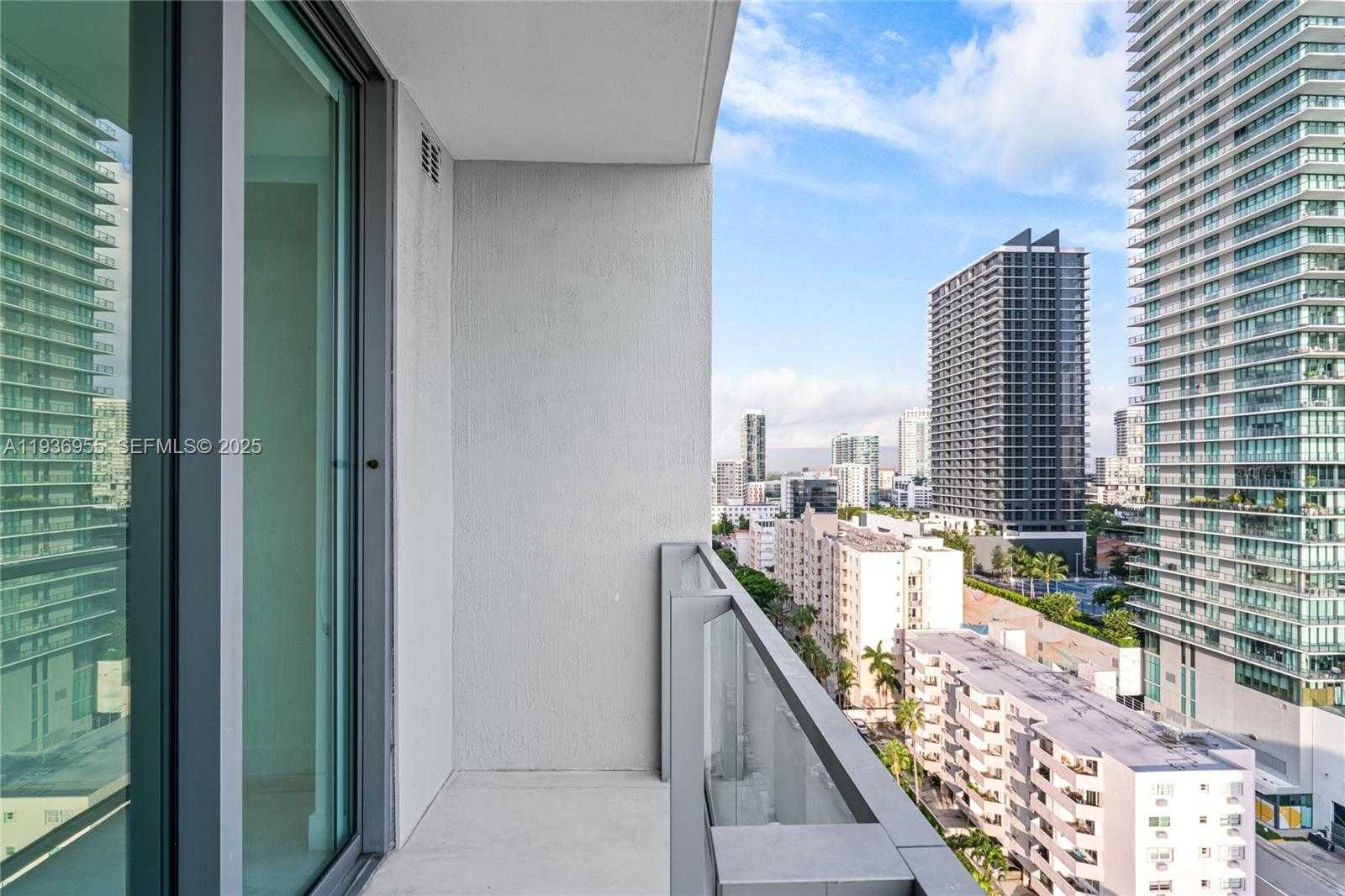 Small Image of 2900 NORTH EAST 7TH AVE #1402, Miami Number 41