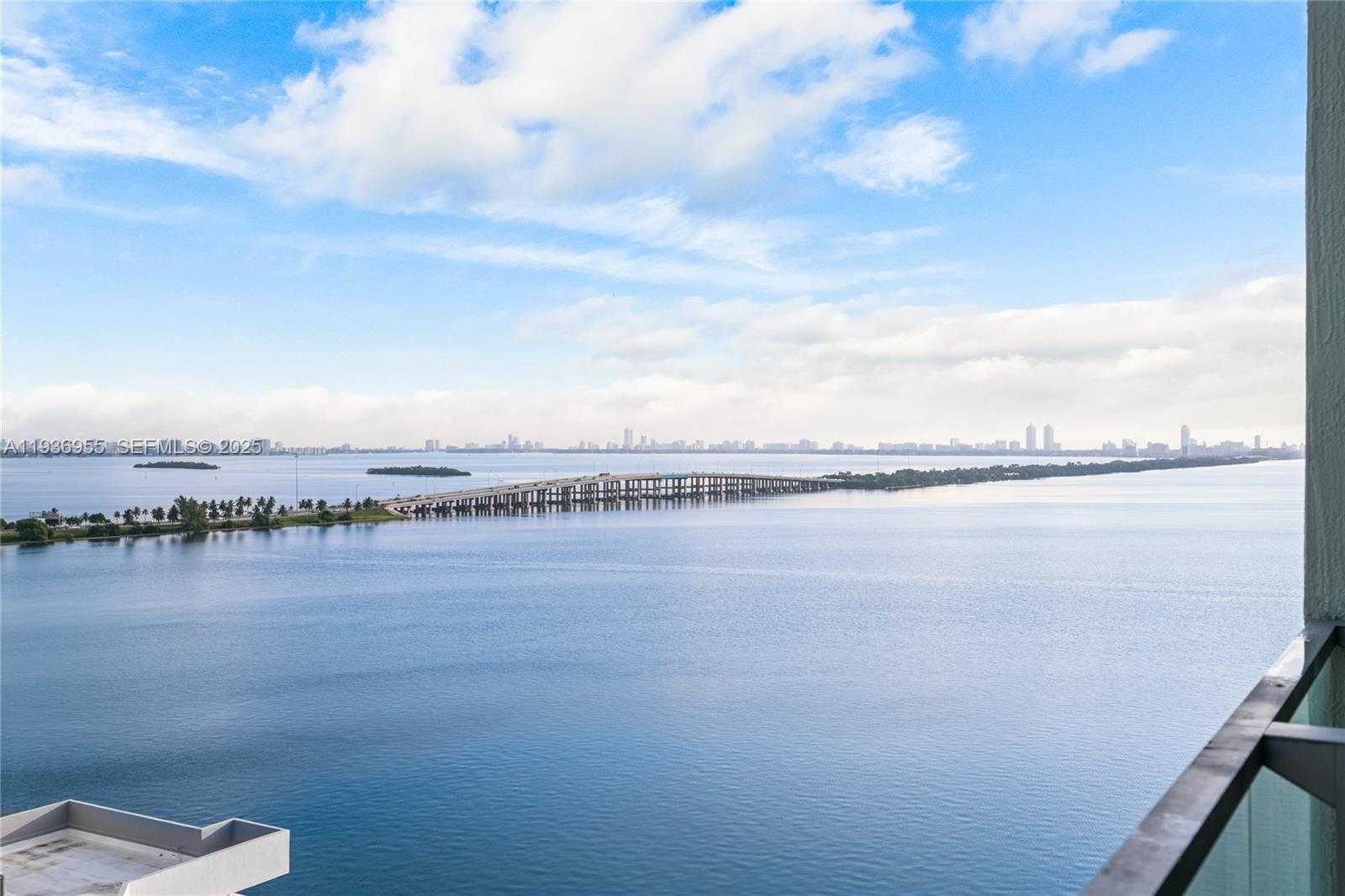 Small Image of 2900 NORTH EAST 7TH AVE #1402, Miami Number 42