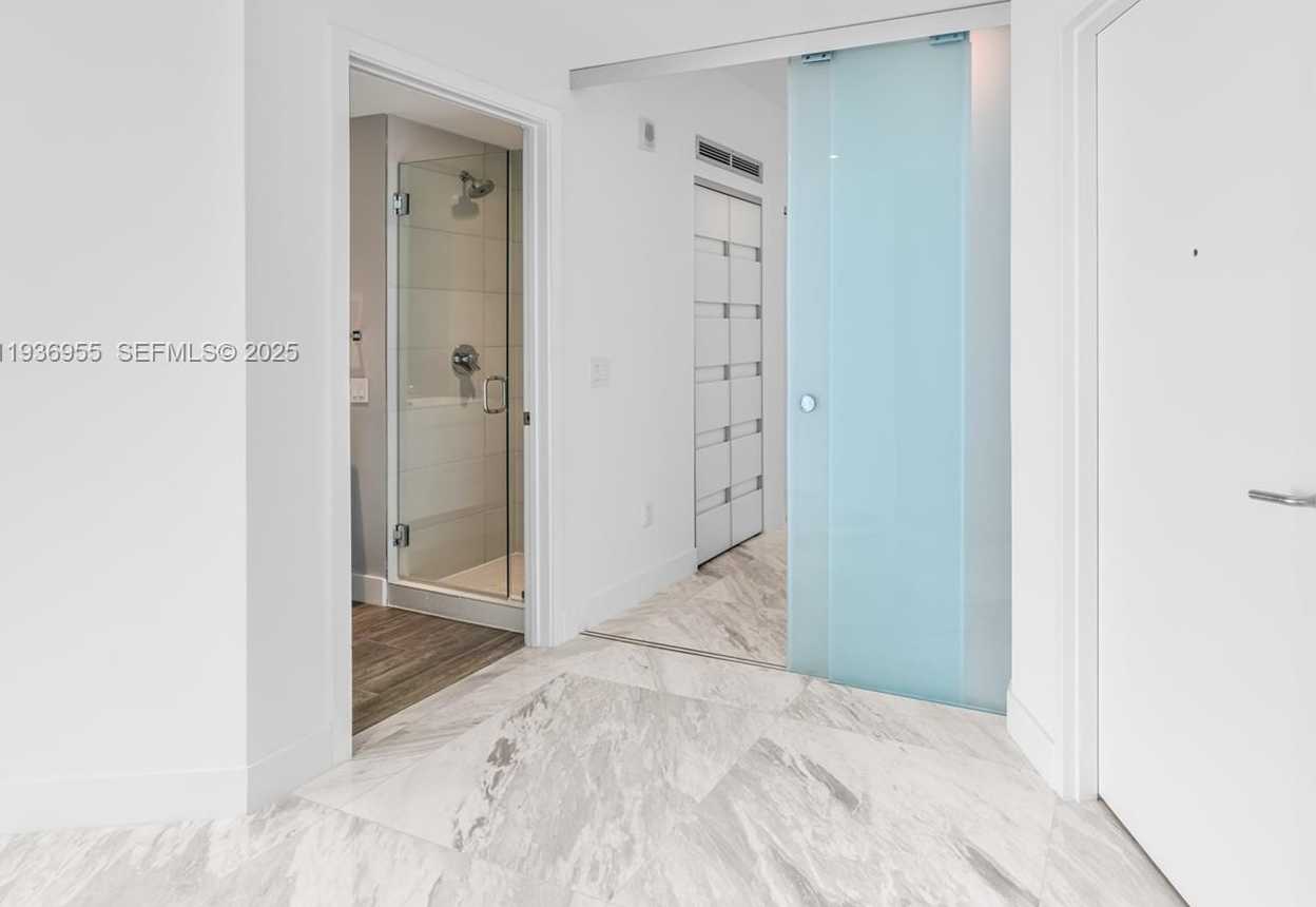 Small Image of 2900 NORTH EAST 7TH AVE #1402, Miami Number 45