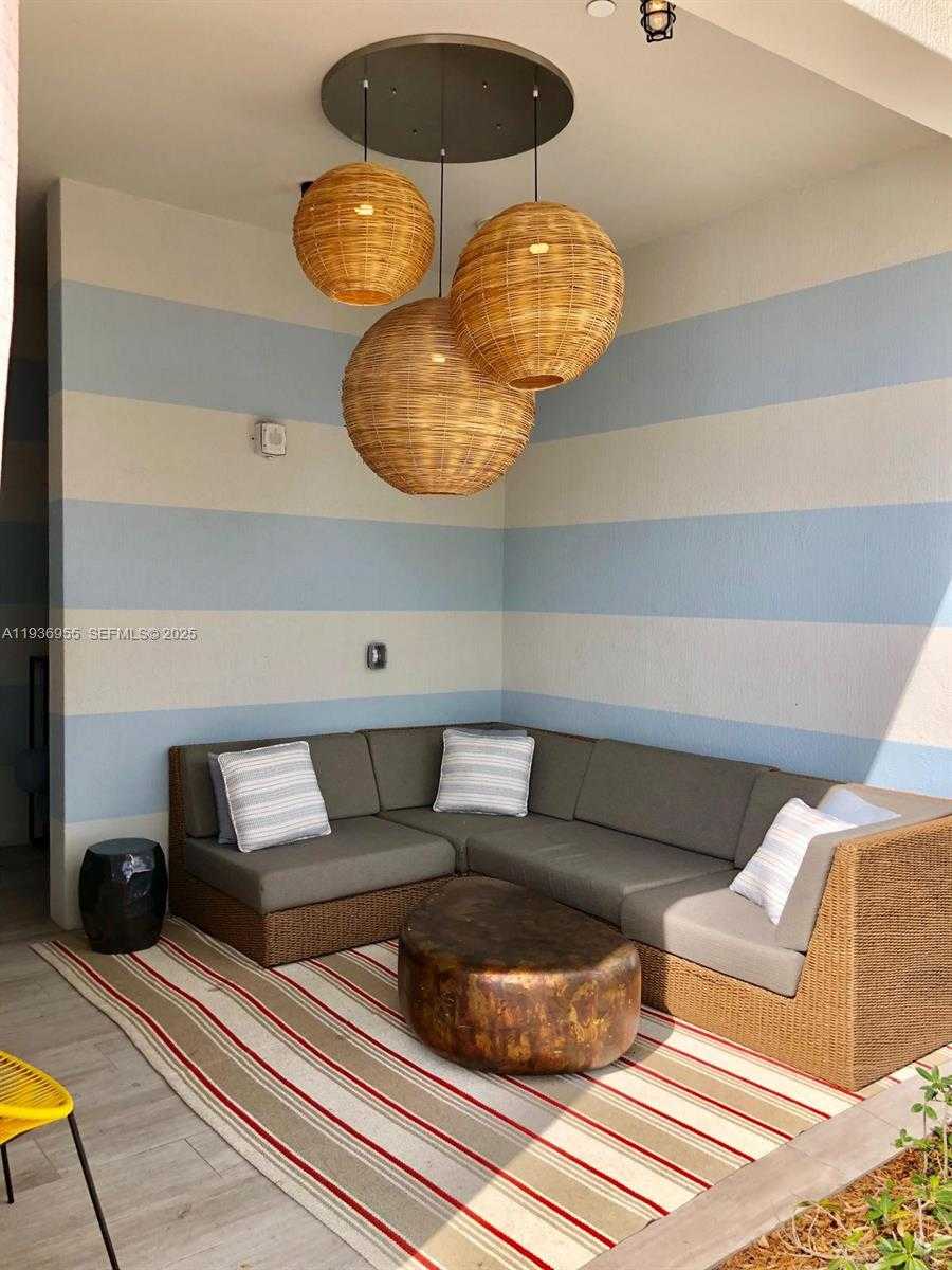 Small Image of 2900 NORTH EAST 7TH AVE #1402, Miami Number 67