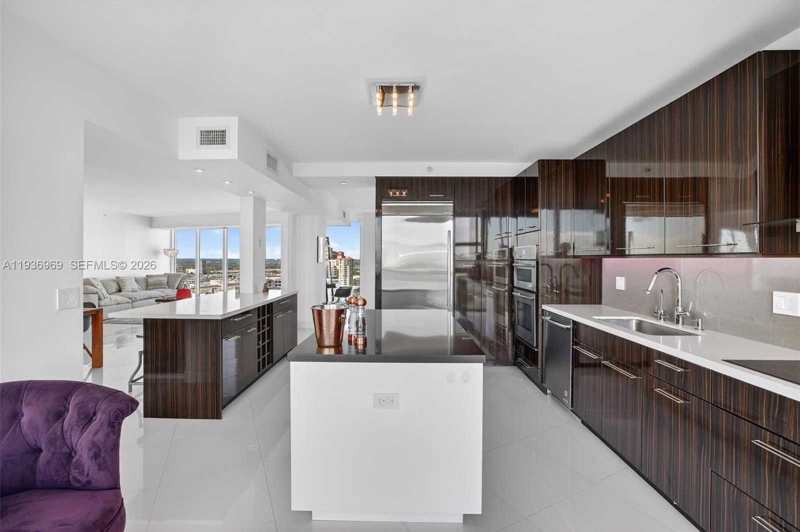 Small Image of 3370 HIDDEN BAY DR #2711, Aventura Number 22