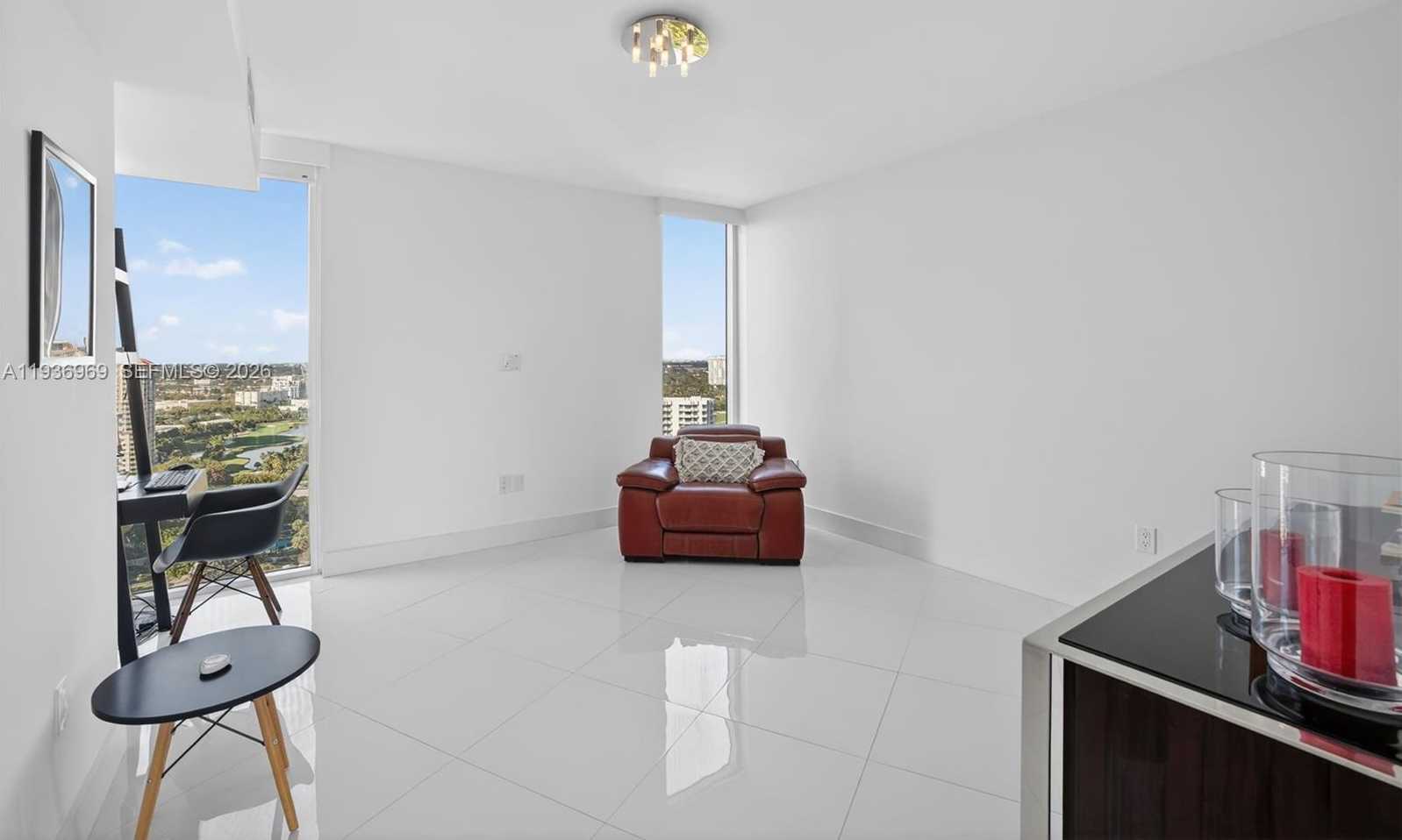 Small Image of 3370 HIDDEN BAY DR #2711, Aventura Number 28