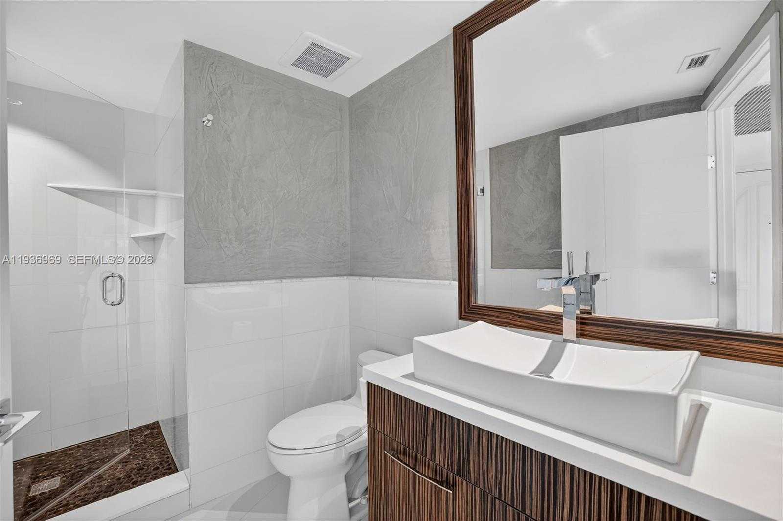 Small Image of 3370 HIDDEN BAY DR #2711, Aventura Number 60