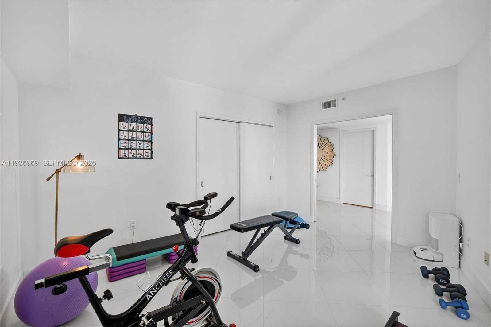 Small Image of 3370 HIDDEN BAY DR #2711, Aventura Number 62