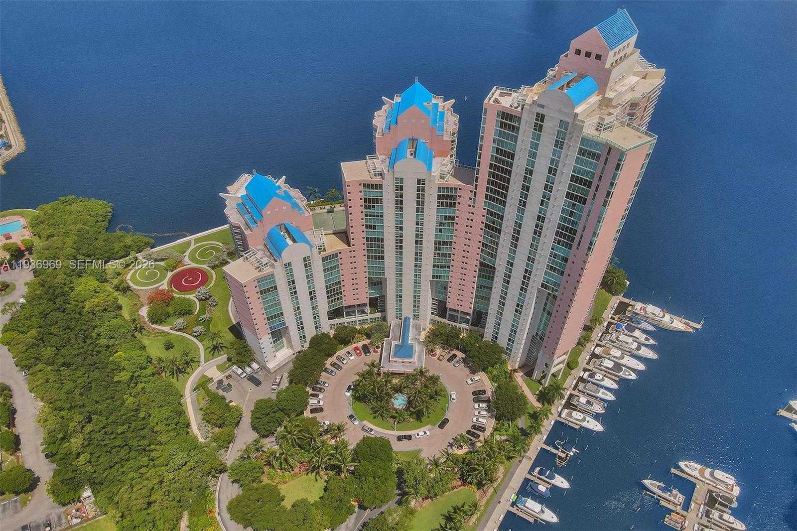 Small Image of 3370 HIDDEN BAY DR #2711, Aventura Number 75