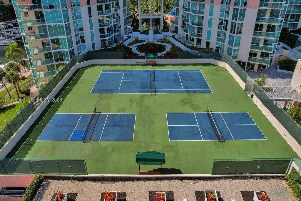 Small Image of 3370 HIDDEN BAY DR #2711, Aventura Number 78