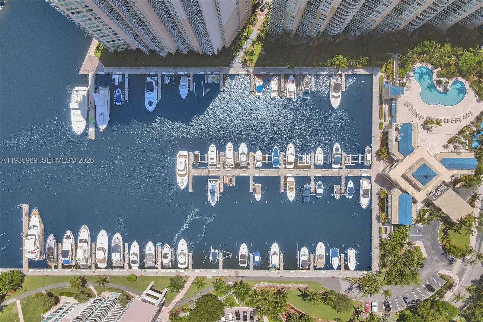 Small Image of 3370 HIDDEN BAY DR #2711, Aventura Number 87