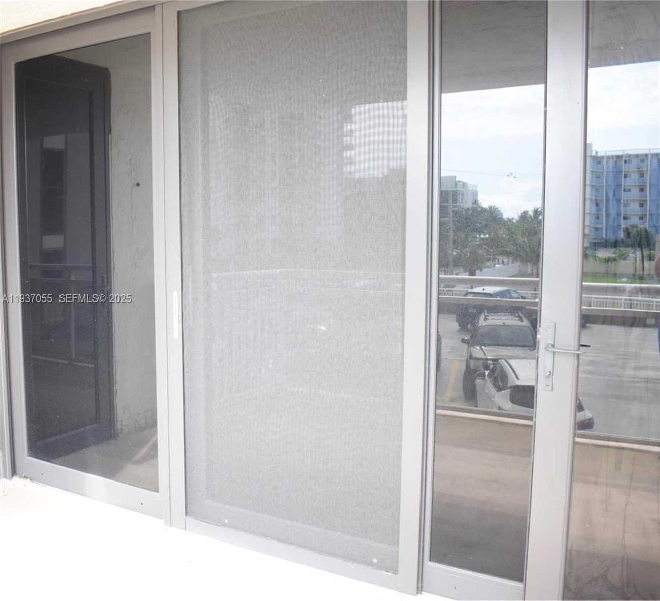 Small Image of 1600 SOUTH OCEAN DR #3G, Hollywood Number 14