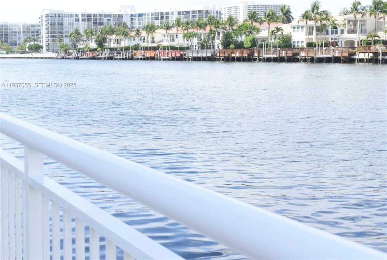 Small Image of 1600 SOUTH OCEAN DR #3G, Hollywood Number 21