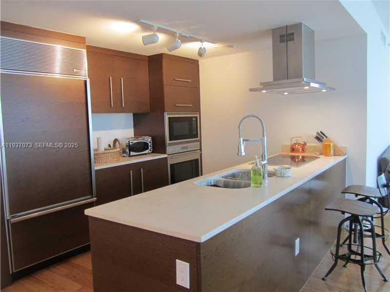 Small Image of 495 BRICKELL AVE #2401, Miami Number 10
