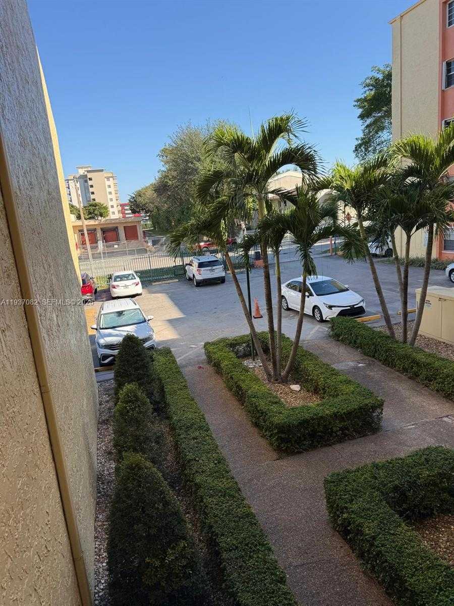 Small Image of 4490 WEST 19TH CT #217, Hialeah Number 24