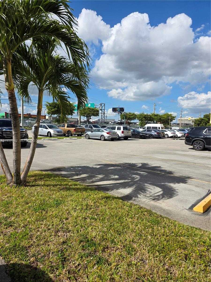 Small Image of 4490 WEST 19TH CT #217, Hialeah Number 35