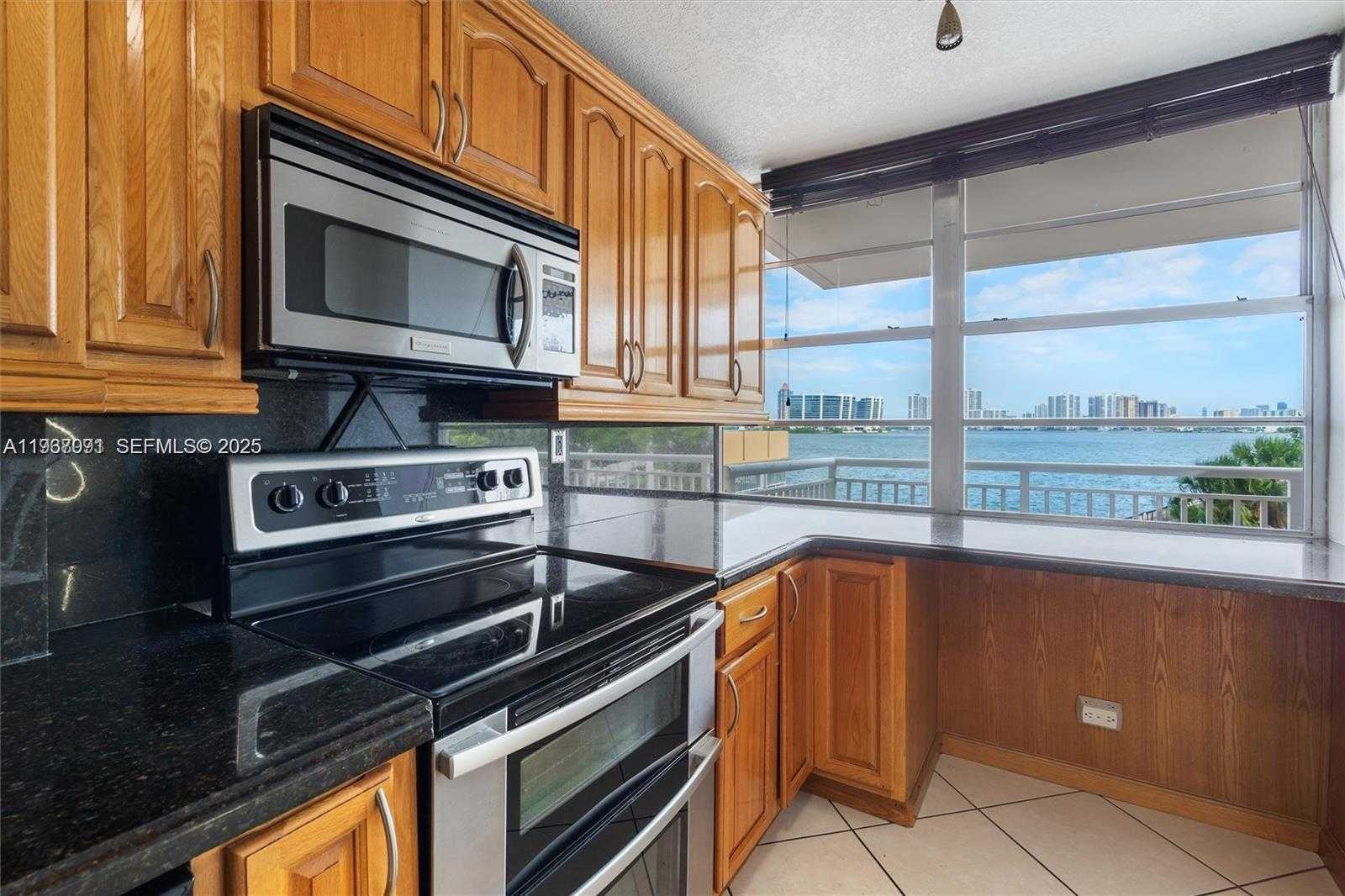 Small Image of 251 174TH ST #218, Sunny Isles Beach Number 3