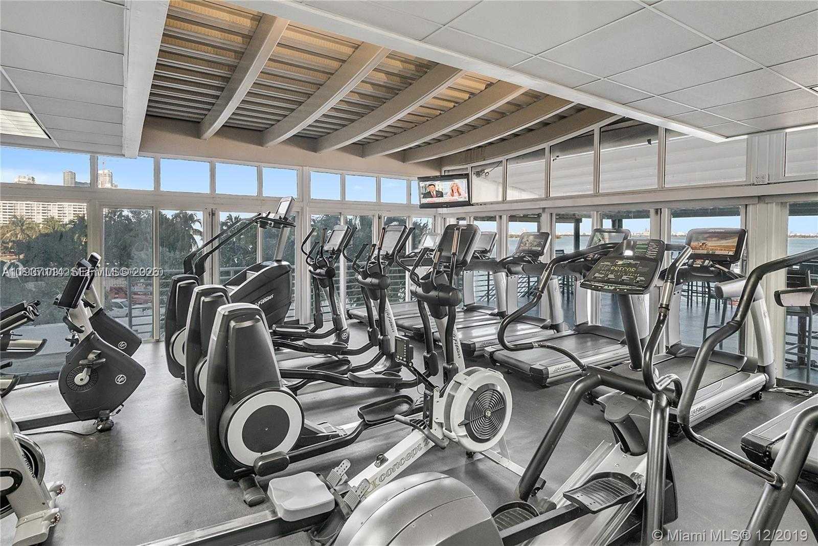 Imagen de Pequeño Objeto