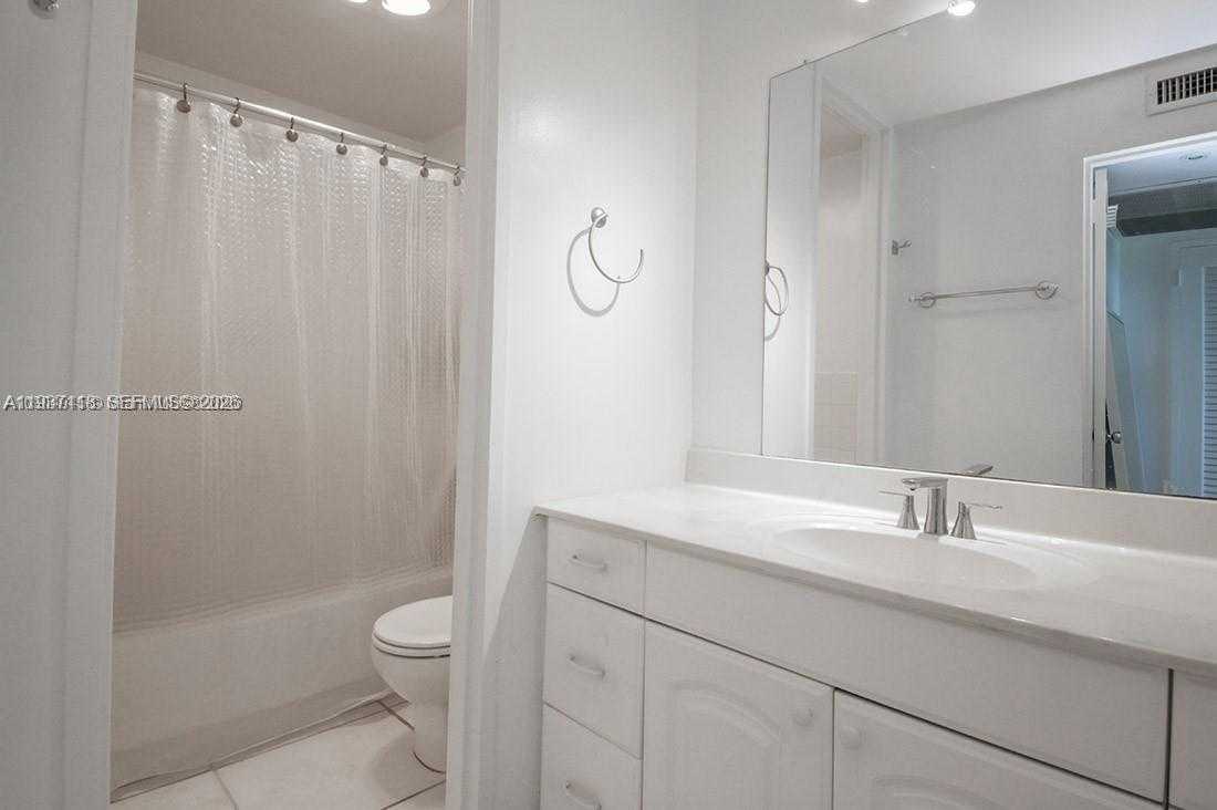 Small Image of 3 ISLAND AVE #07B, Miami Beach Number 5