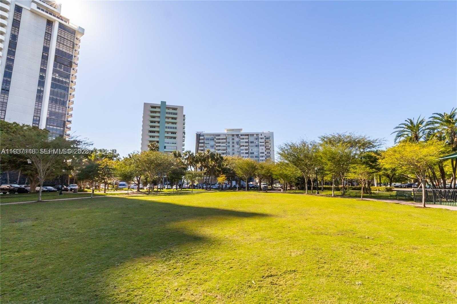 Small Image of 3 ISLAND AVE #07B, Miami Beach Number 52