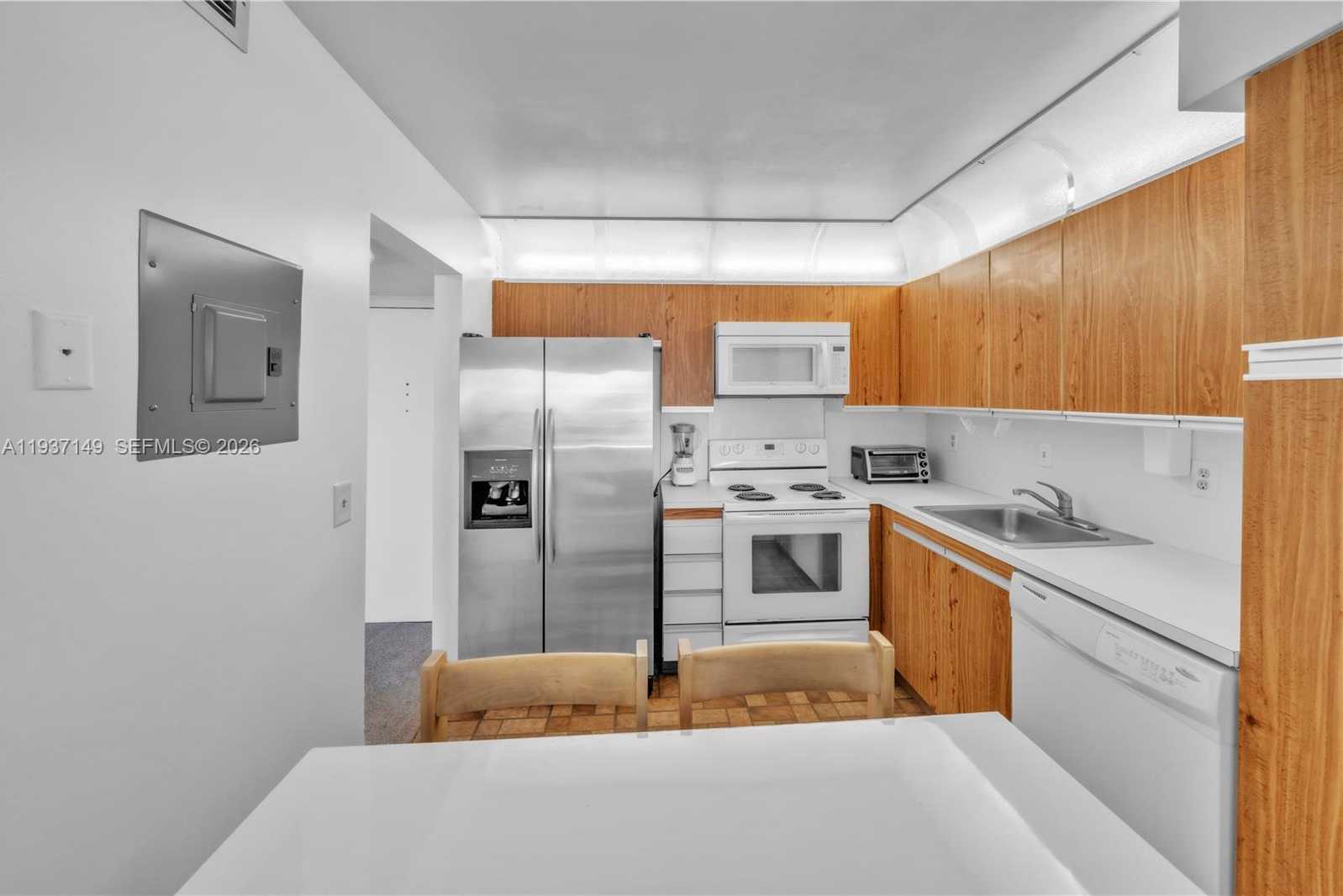 Small Image of 2401 SOUTH OCEAN DR #702, Hollywood Number 11