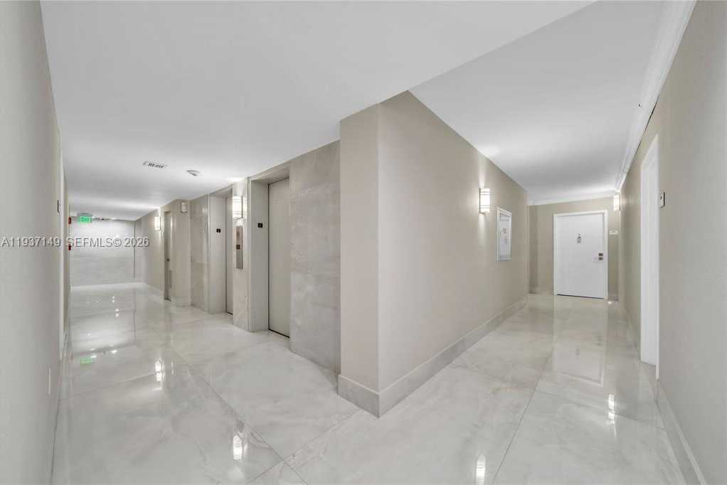 Small Image of 2401 SOUTH OCEAN DR #702, Hollywood Number 27