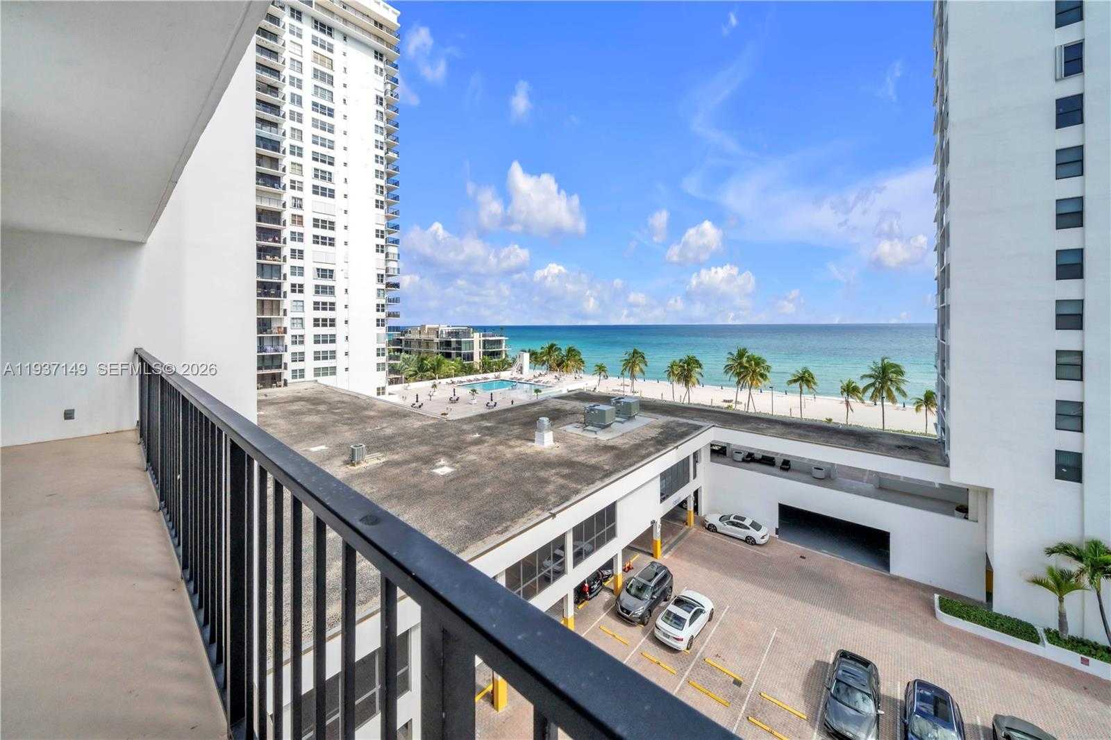 Small Image of 2401 SOUTH OCEAN DR #702, Hollywood Number 5