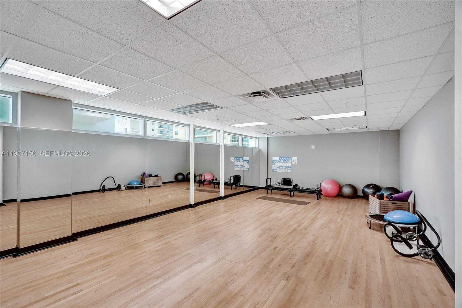 Small Image of 7930 EAST DR #1806, North Bay Village Number 28