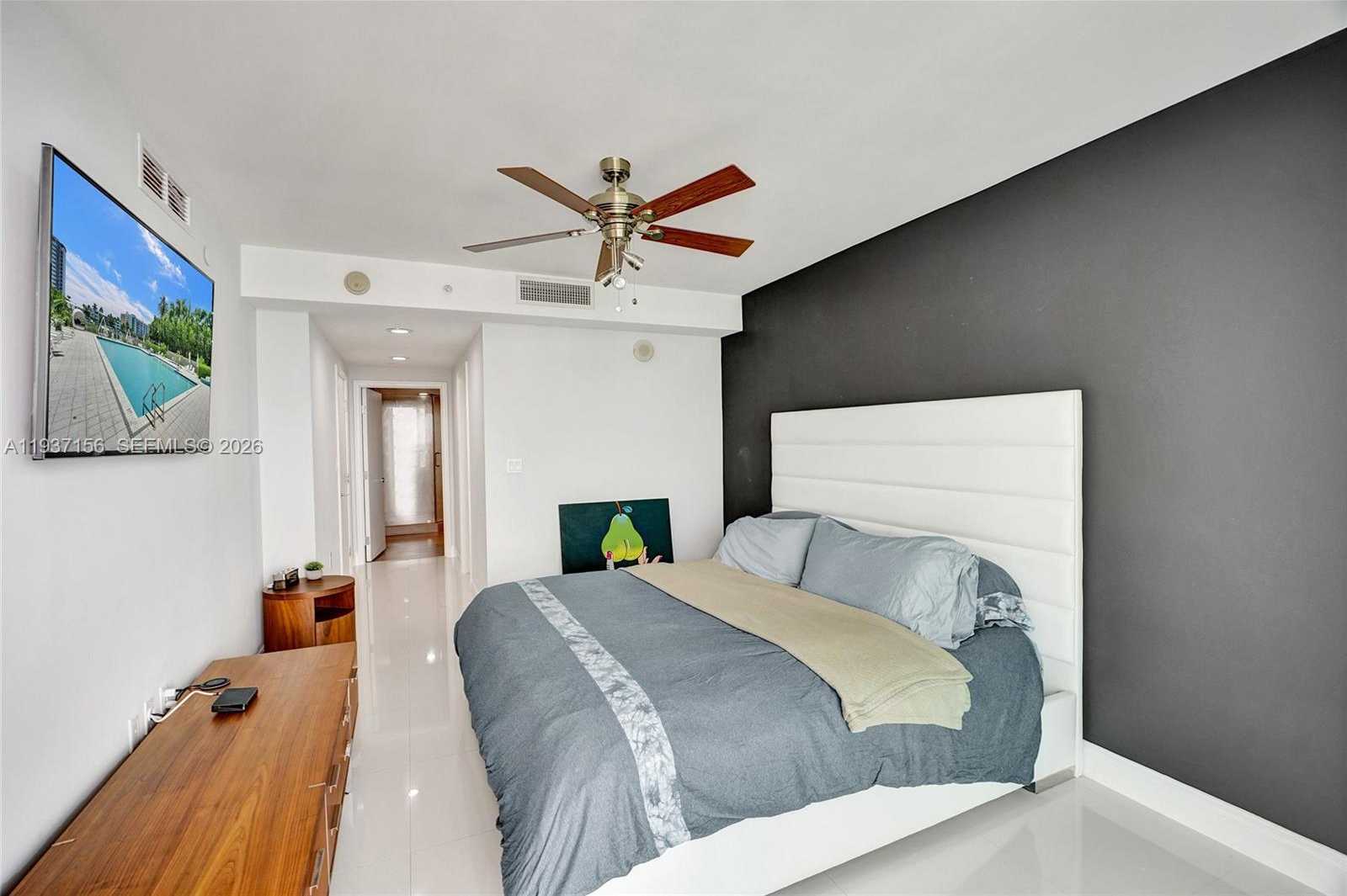 Small Image of 7930 EAST DR #1806, North Bay Village Number 58