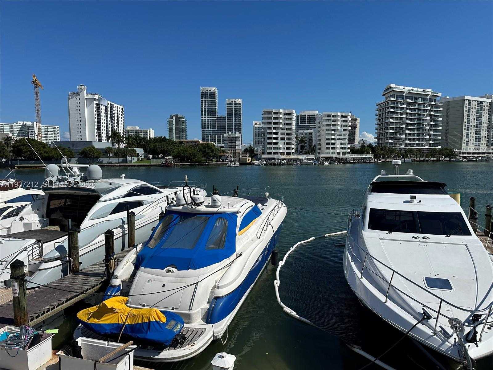 Small Image of 900 BAY DR #413, Miami Beach Number 30